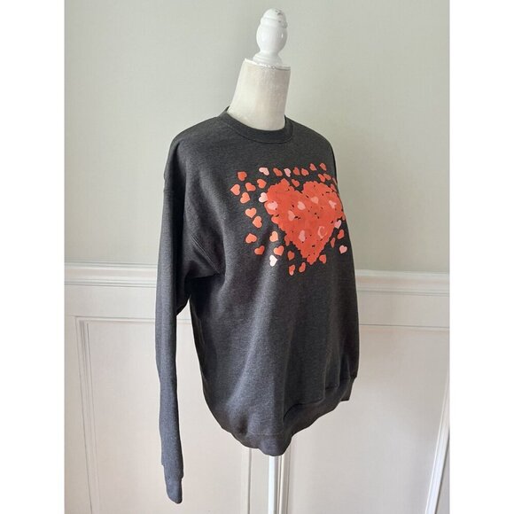 Hanes Charcoal Gray Sweatshirt With Heart Motif Size M - Picture 2 of 4